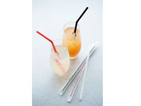 Introduction of straws manufactured using biomass
