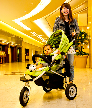 stroller for airport